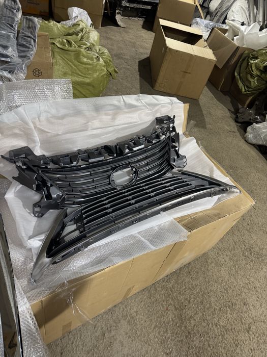 Решетка в бампер lexus RX