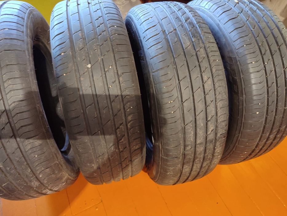 Резина 215/65/16