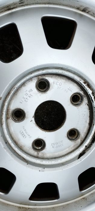 4бр. Зимни гуми 195/65 R15 Viking (DOT 23) + ОРИГИНАЛНИ КОВАНИ Джанти 5х112 за VW/Audi/Skoda