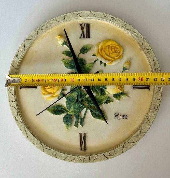 Винтидж стенен часовник