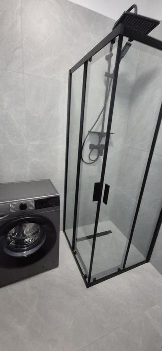 Închiriez apartament 2 camere Grand Hill Oradea cu loc de parcare