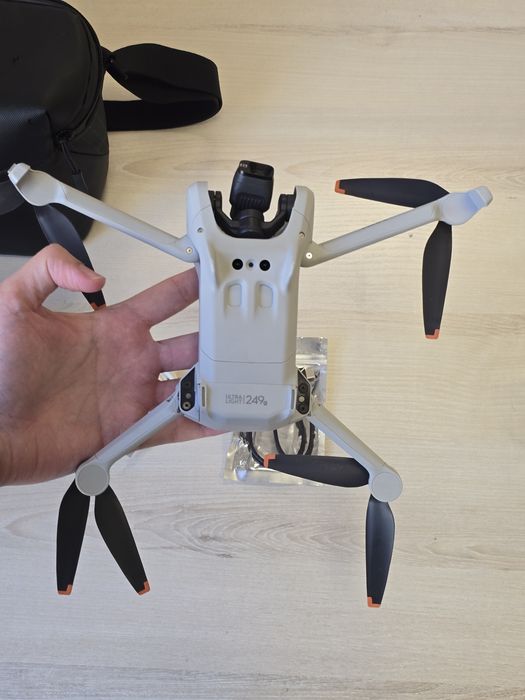 DJI Mini 3 с сумкой, 4К HDR