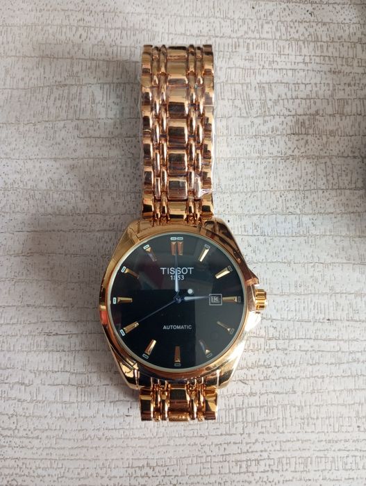 Продаются наручные механические мужские часы  TISSOT.