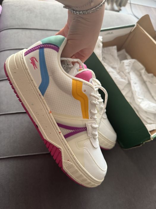 Lacoste кроссовки женские