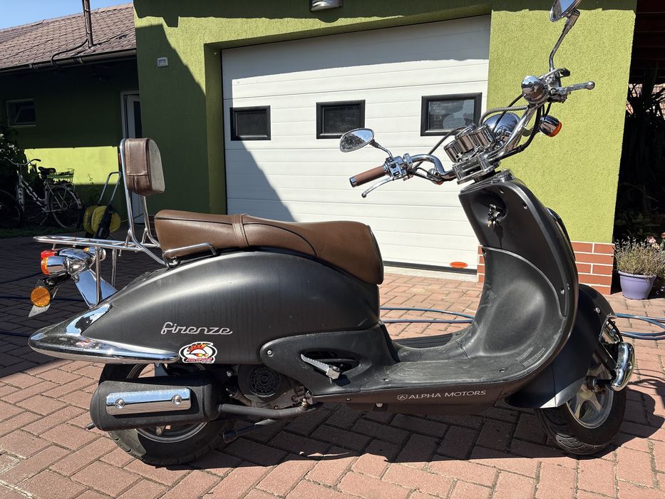 De vanzare scuter Girenze 49 cm an 2025 1000km in crestere