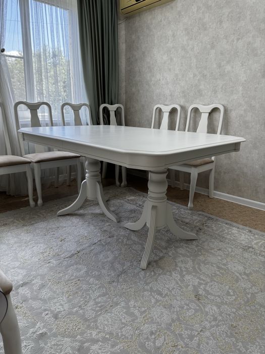 Срочно продам стол