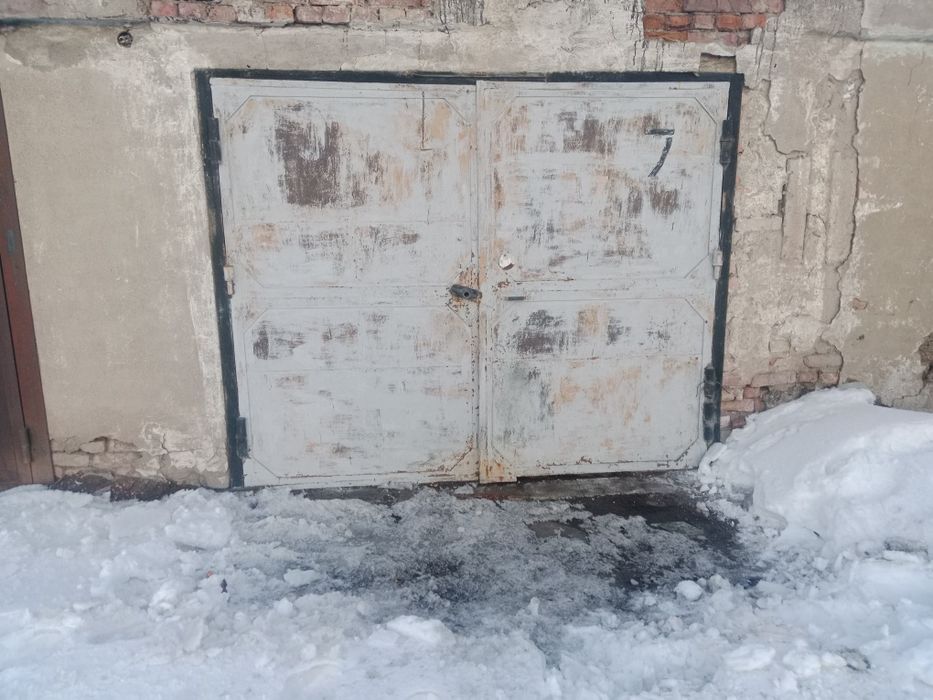 Продается гараж на 21 кв