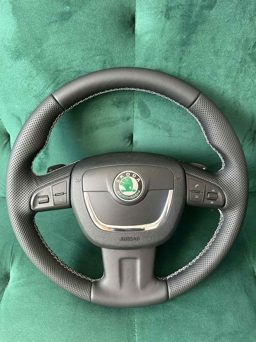 Volan skoda piele perforata diferite generatii