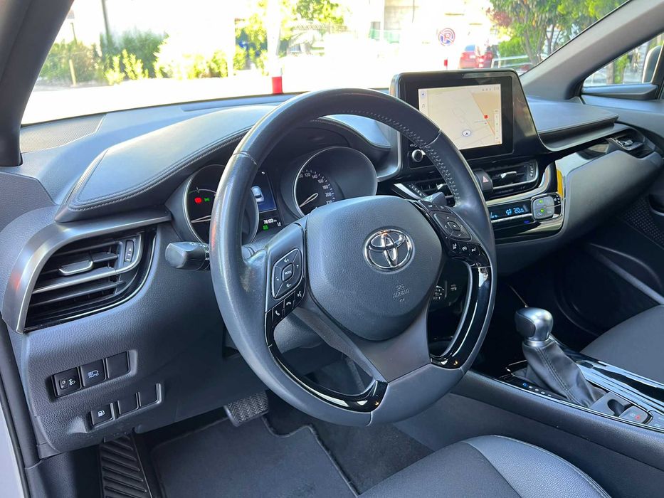 Toyota C-HR 1.8 Hybrid