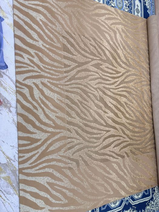 Продам ковер для гостиной