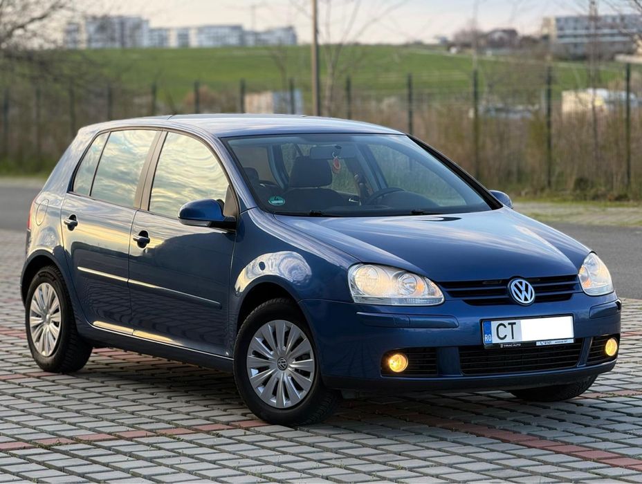Vw Golf 5 [ Tour ] 1.4 Benzina . { 2008 } Proprietar  Stare Forte buna