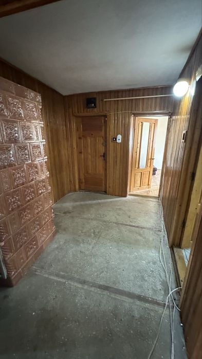 Vand apartament 4 camere