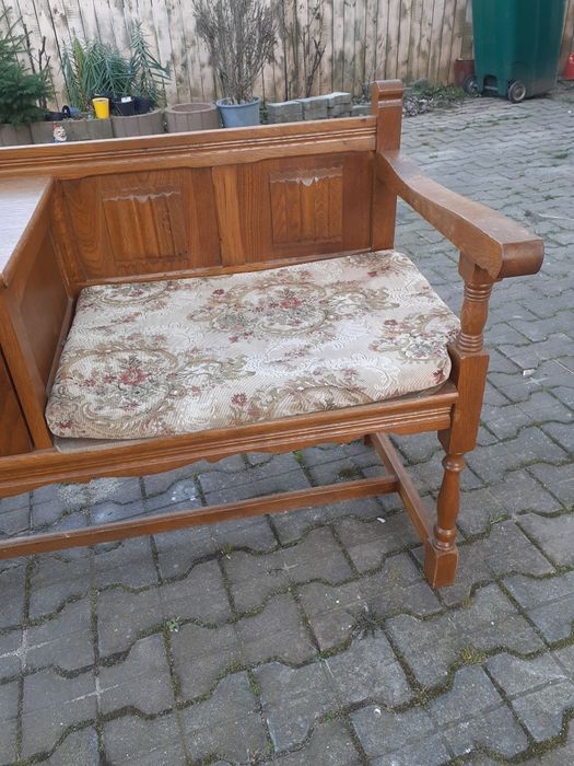 Băncuță vintage din lemn masiv