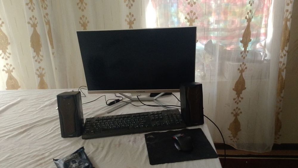 Monoblog  kompyuter