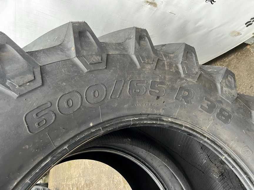 Cauciucuri 600/65 R38 noi pentru tractor New Holland cu garantie 2 ani