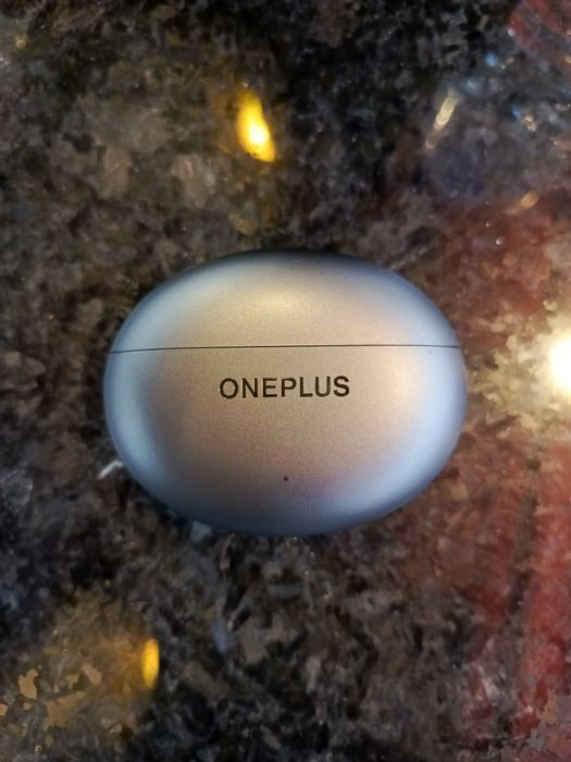 OnePlus bud's 4 orginal naushnik.