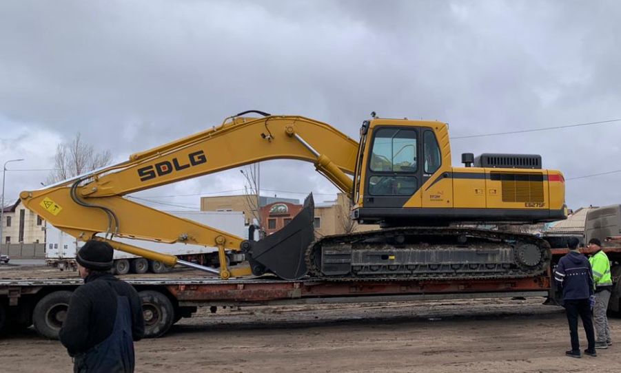 Услуги, аренда гусеничный экскаватор 1,6 куб. С НДС