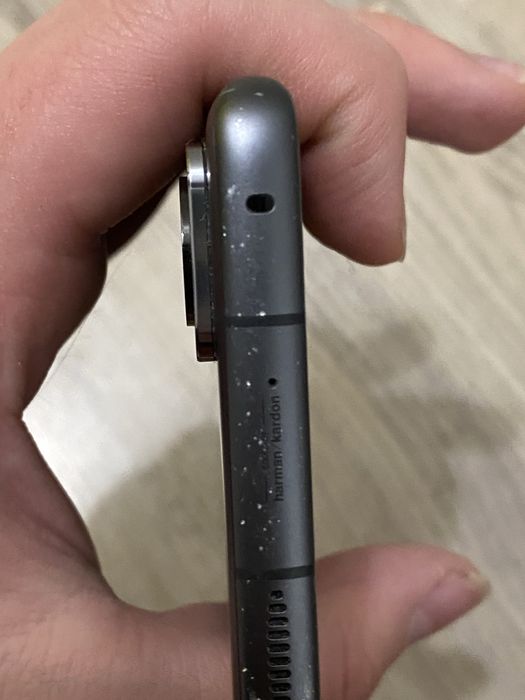 Xiaomi 12 5g 128gb със кутия , със зарядно САМО ЛИЧНО ПРЕДАВАНЕ!