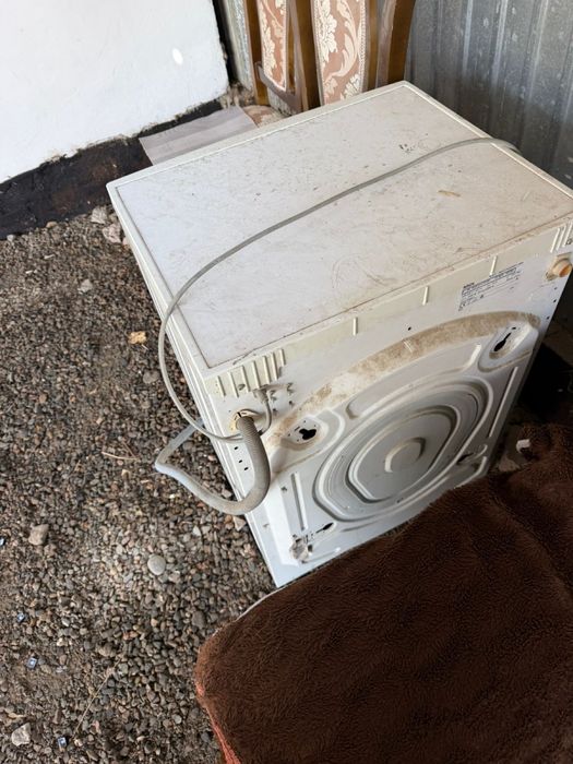 Продам стиральную машину