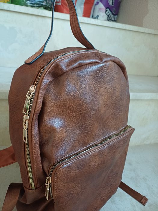 Дамска кожина раница