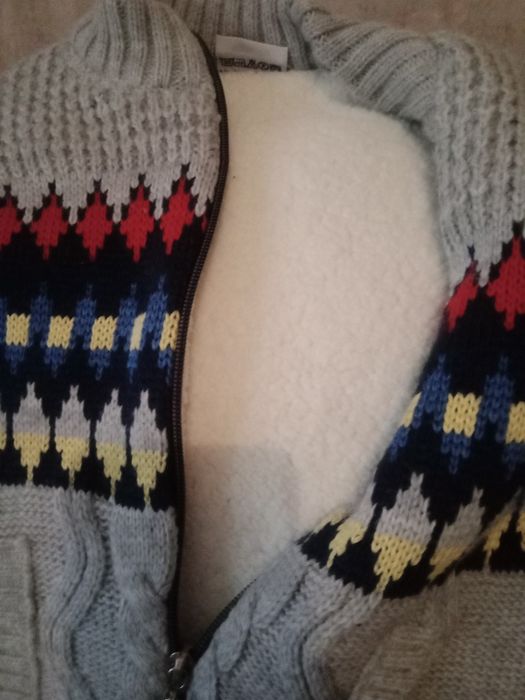 Теплая на меху . Детская кофта.