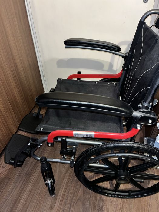 Инвалидна количка НОВА