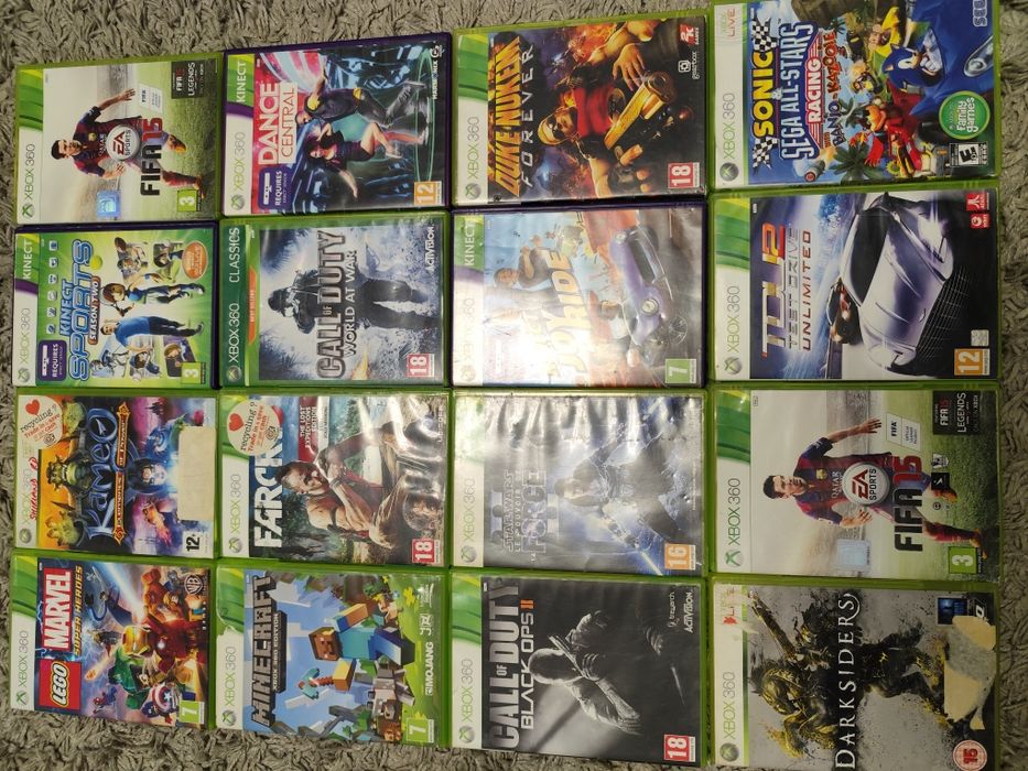 Vând x box Xbox 360 cu senzor kinect