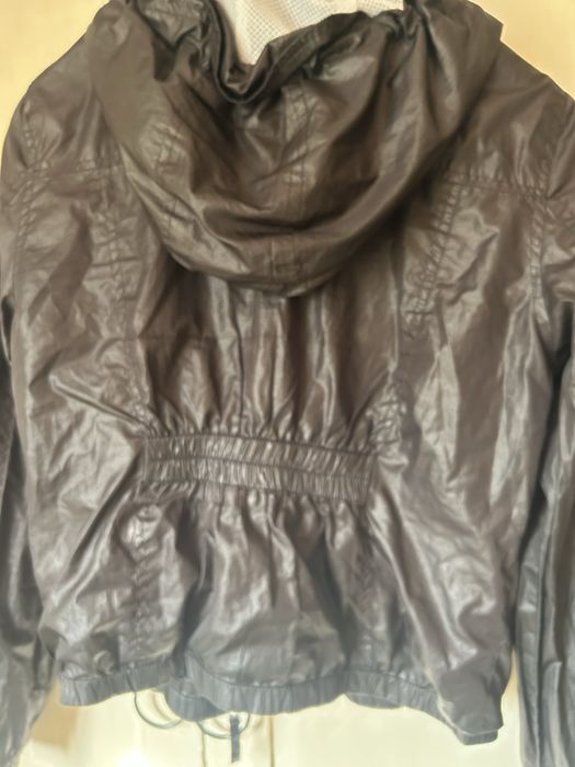 Дамско ,тънко яке