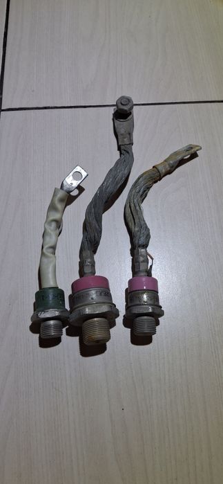 Диоды силовые.Тиристоры  Манометры