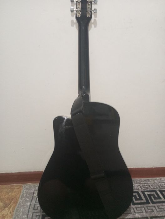 Гитара 6 струнная