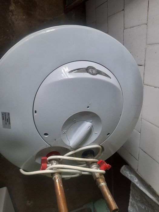Vând Boiler Electric TESY 80L GCV6S – Aproape NOU, Utilizat Foarte Puțin!