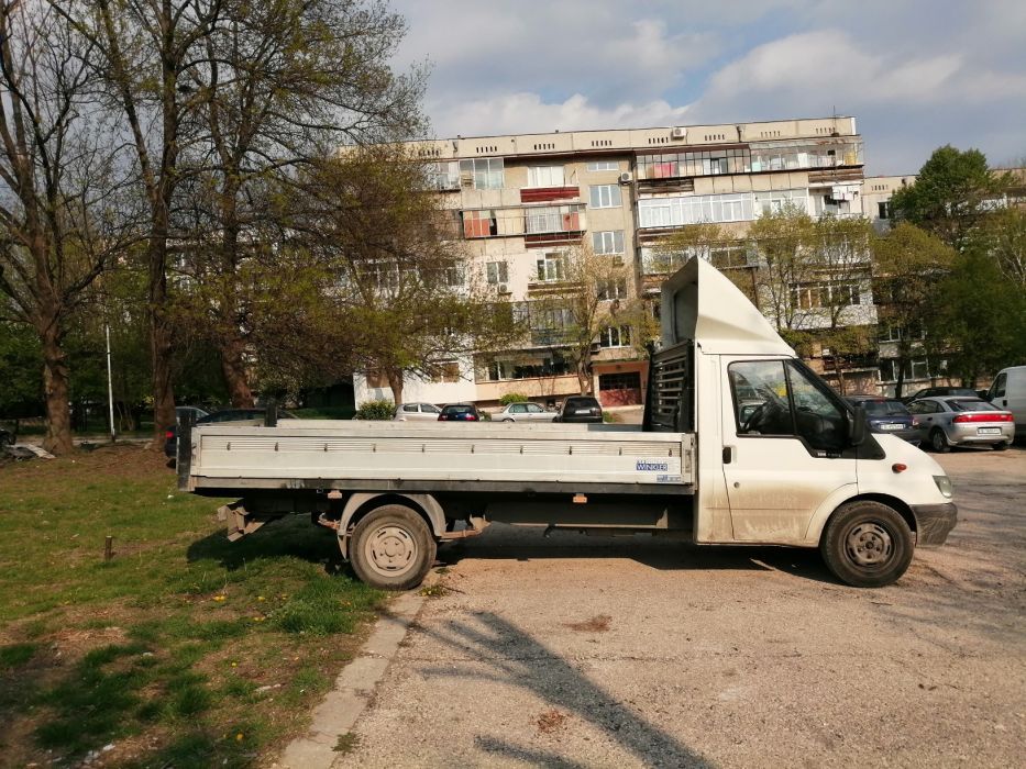 Превоз на товари с Бордови камион до 2 Тона. В гр. Варна и Страната.