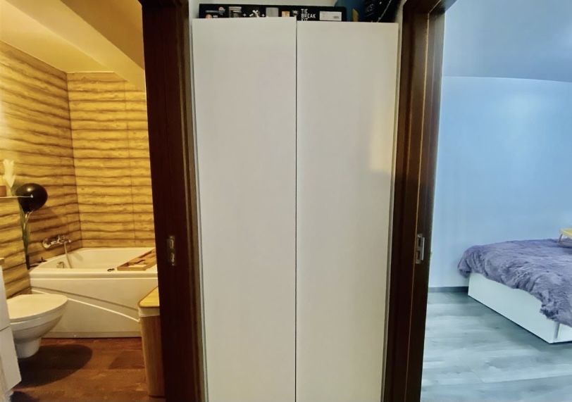 Inchiriez apartament