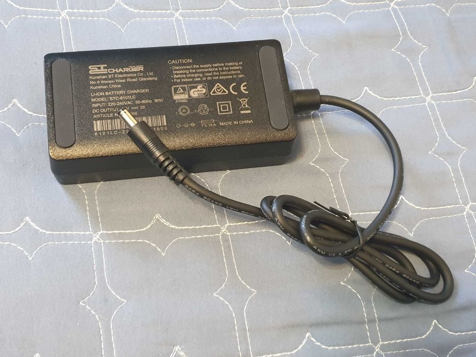 ST Charger  36V-2A incarcator trotineta bicicleta fuctional  model STC-8101LC