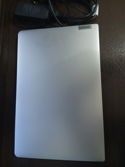 Продам Lenovo ноутбук