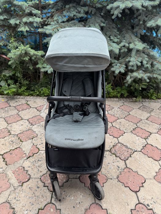 Коляска прогулочная Easywalker Jackey