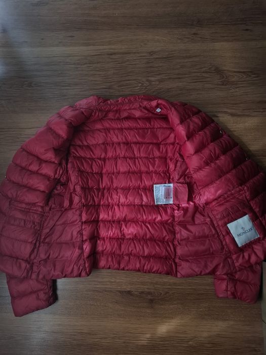 Moncler дамско яке M размер.