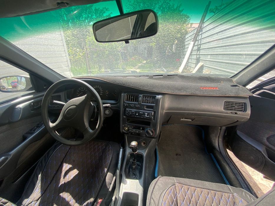 Toyota carina e  1996год