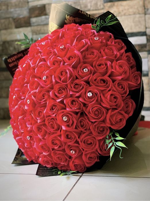 Buchete imense  trandafiri de sapun