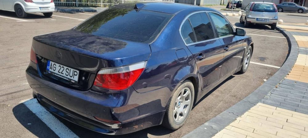Aripa bara bmw e60 seria 5 spoiler albastru