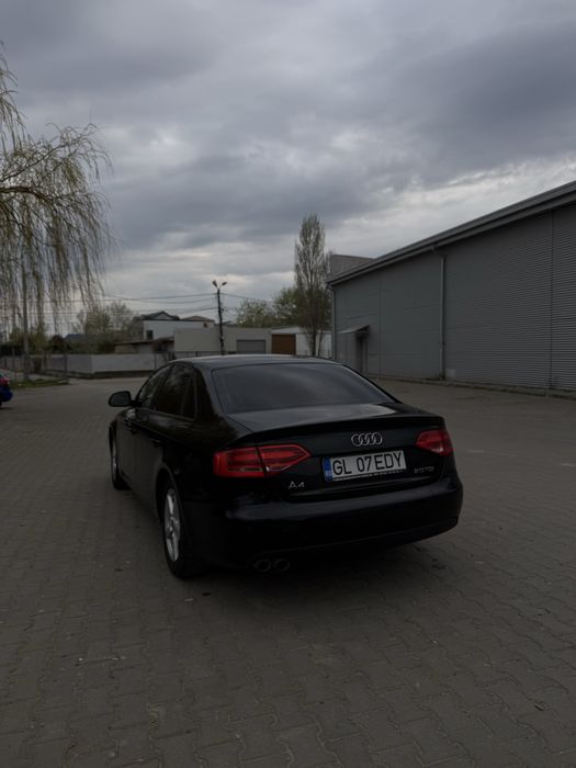 Vând Audi A4 B8 2.0 TDI