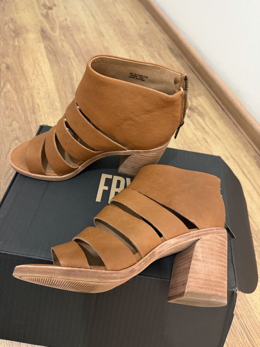 Босоножки (ботильоны) Frye 36,5-37