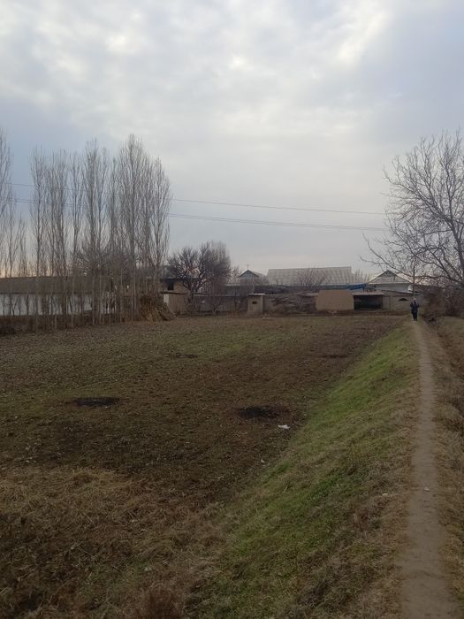 Йенги Уй срочна сотилади