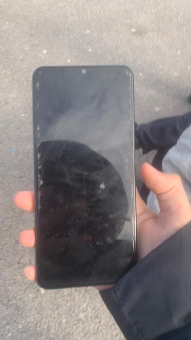 Риалми ното 50           .