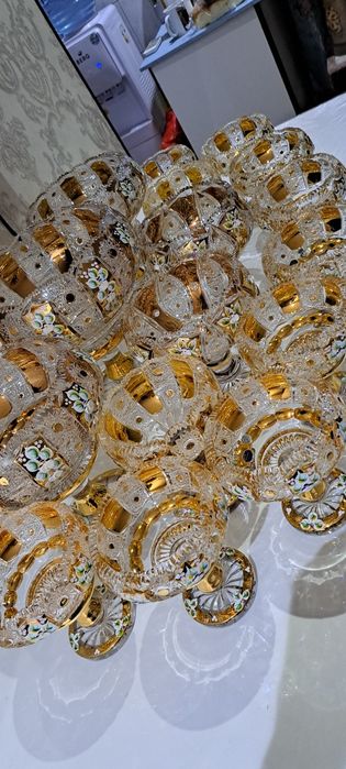 Чехословакия оргинал фирма "Sonne"хрусталь вазы в комплекте 17 штук