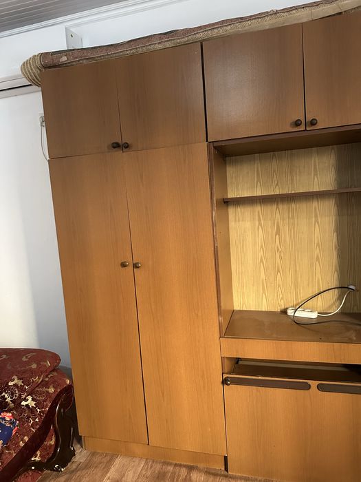 Продается большой шкаф