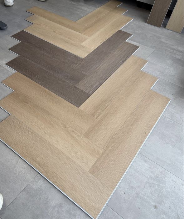 Vand parchet SPC Herringbone