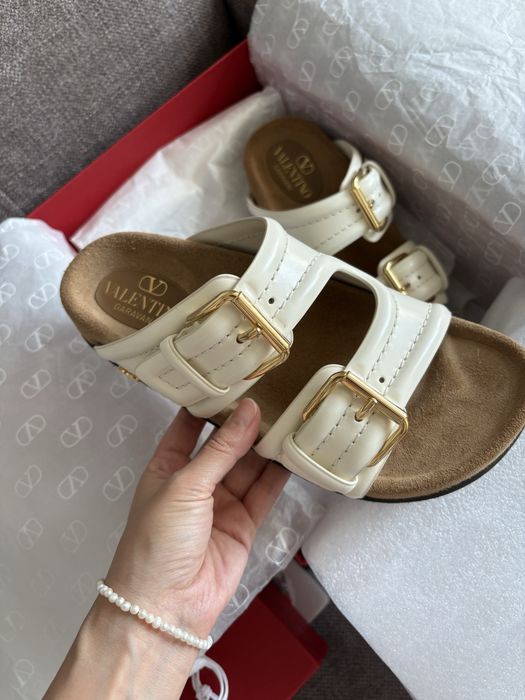 Шлепанцы Valentino оригинал
