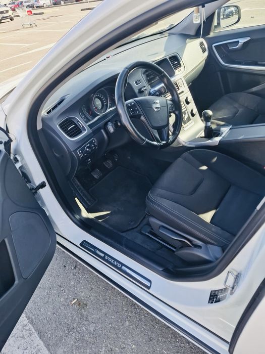 Volvo V60  - D3 - 2.0diesel - euro5