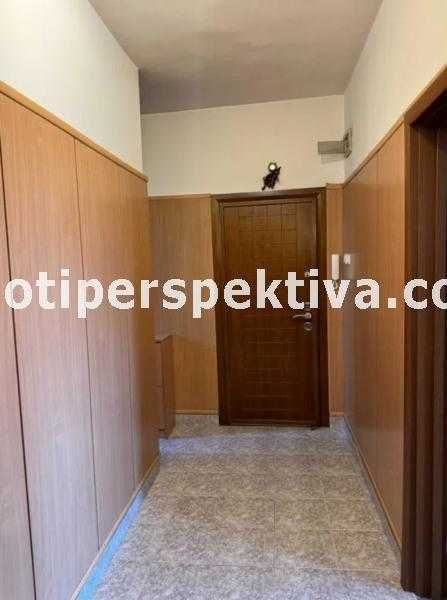 Продава се Тристаен апартамент в Пловдив, Христо Смирненски - 92 кв.м за 1249 €/кв.м - Снимка #14